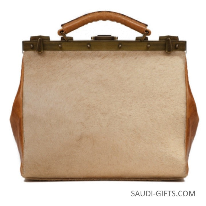Luxury Camel Leather Weekend Bag